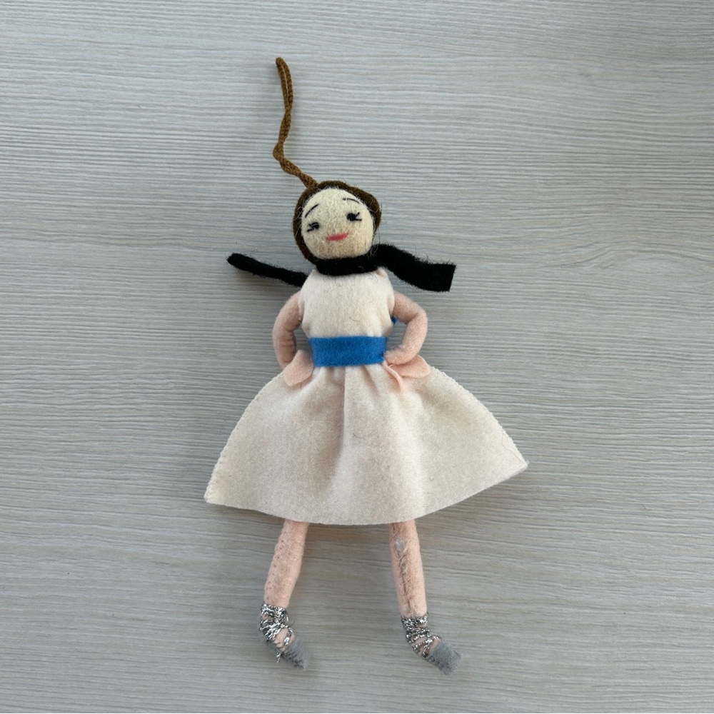 The Met Store Ode to Edgar Degas Dancer Felt Ornament Metropolitan Museum of Art